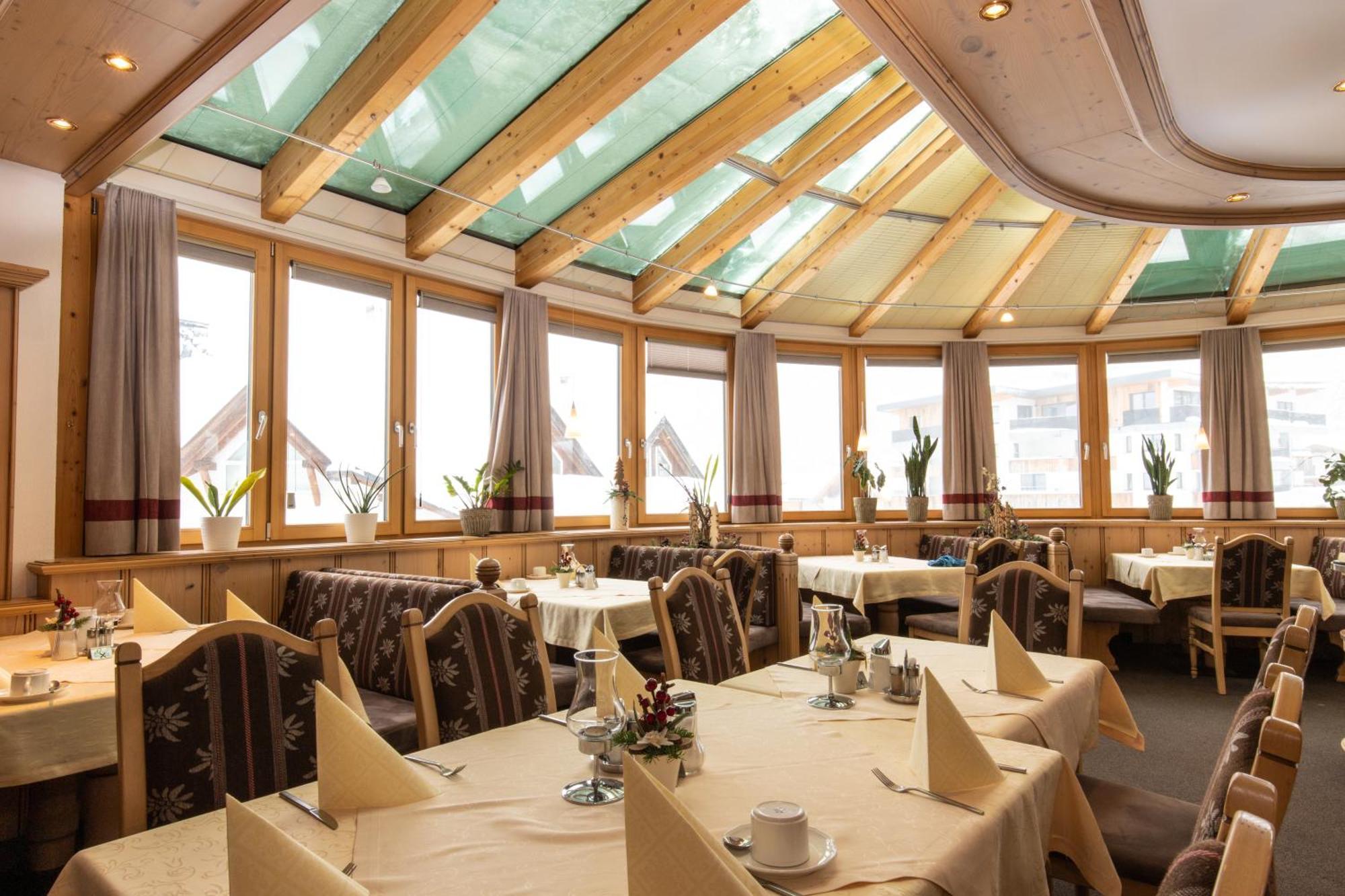 Hotel Garni Monte Bianco Ischgl Eksteriør bilde