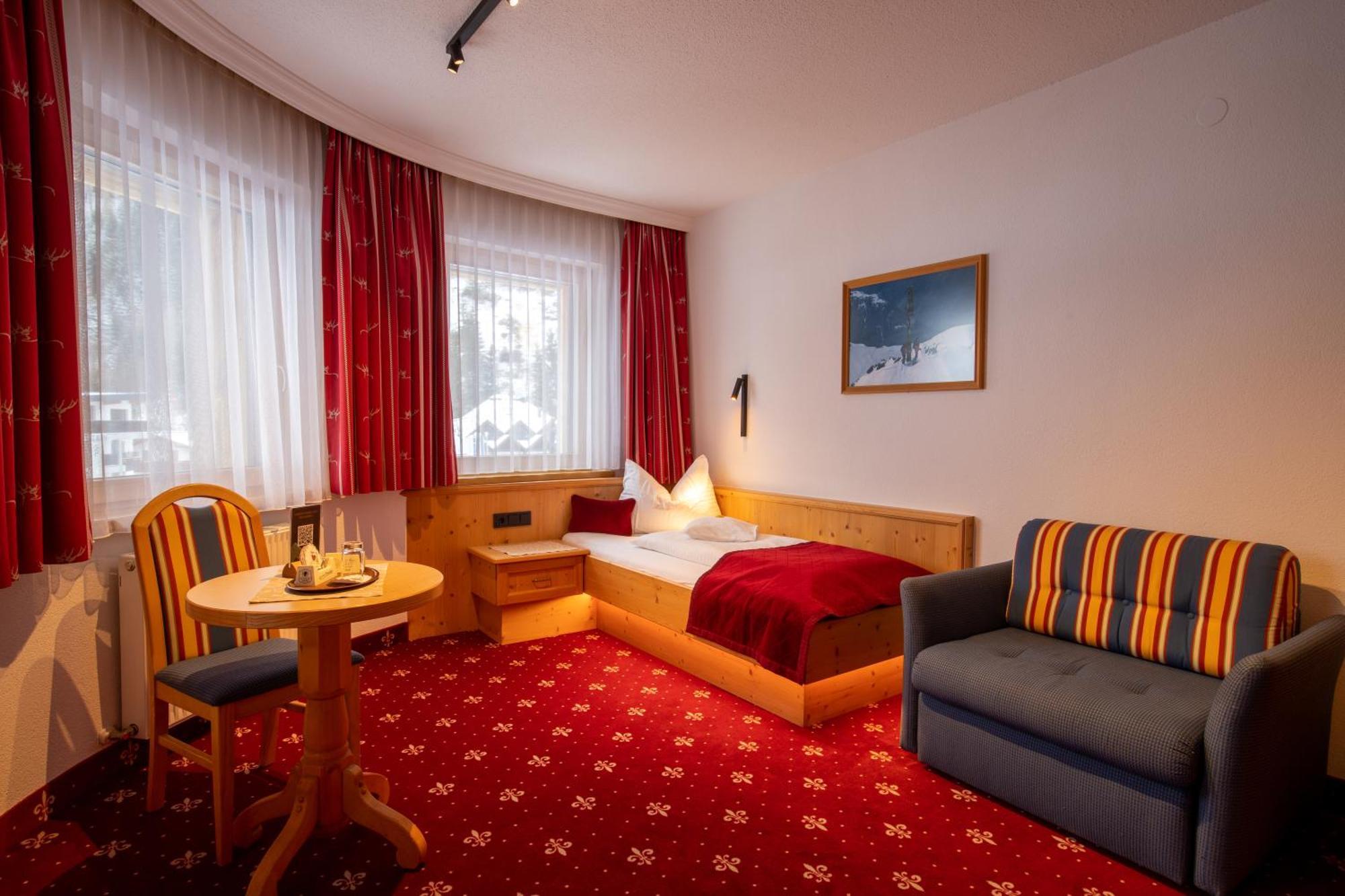 Hotel Garni Monte Bianco Ischgl Eksteriør bilde