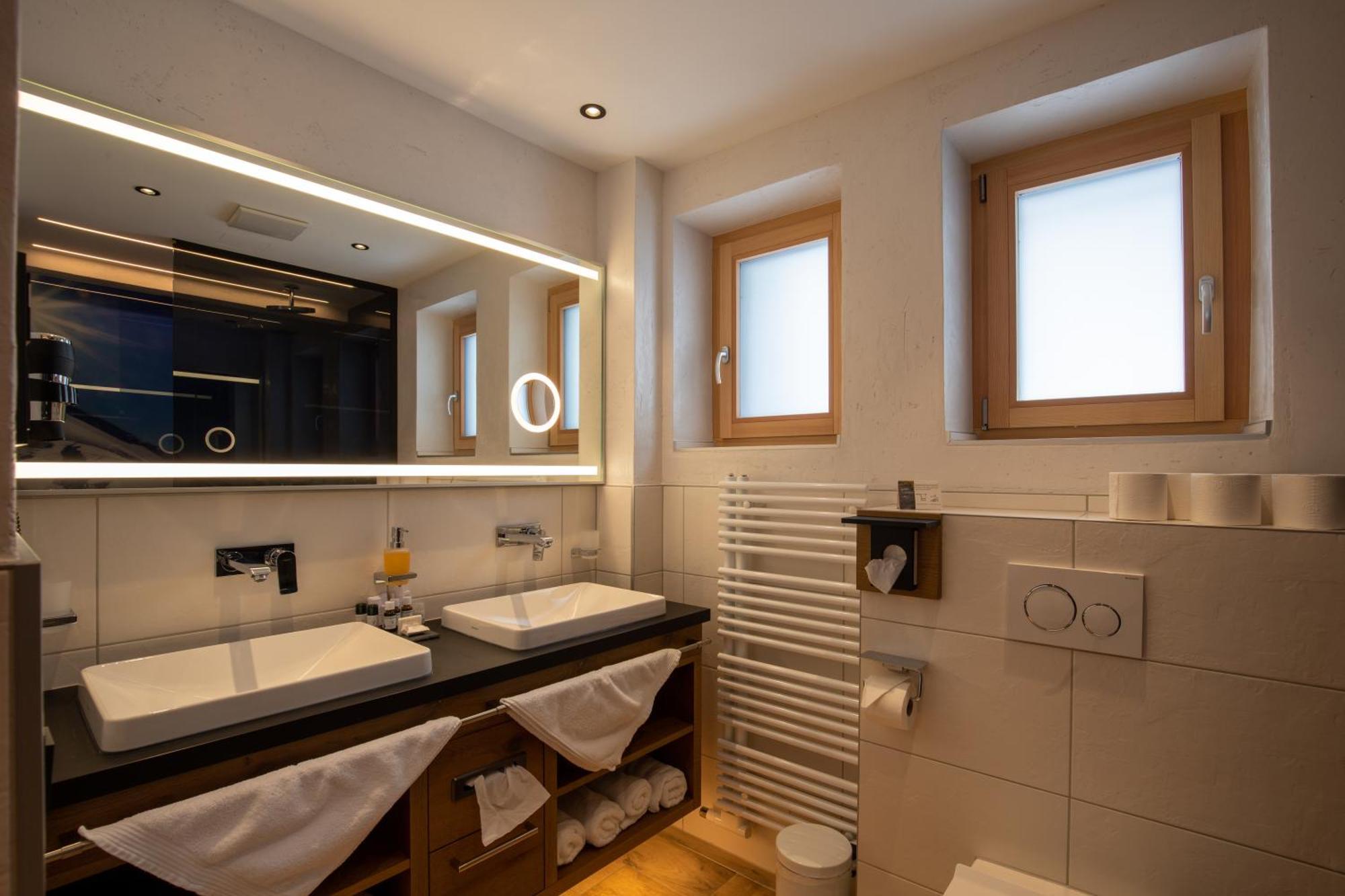 Hotel Garni Monte Bianco Ischgl Eksteriør bilde