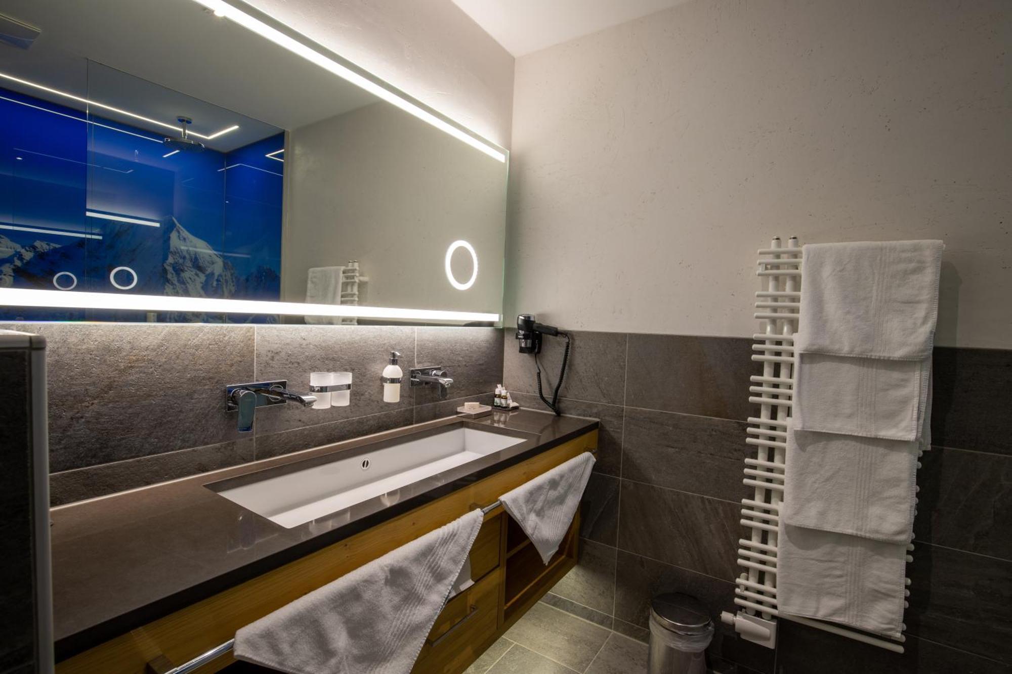 Hotel Garni Monte Bianco Ischgl Eksteriør bilde