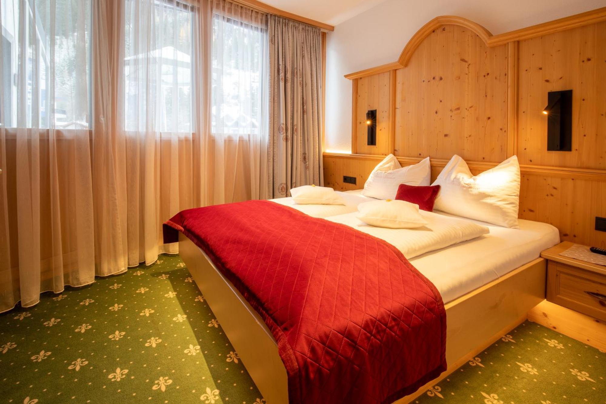 Hotel Garni Monte Bianco Ischgl Eksteriør bilde
