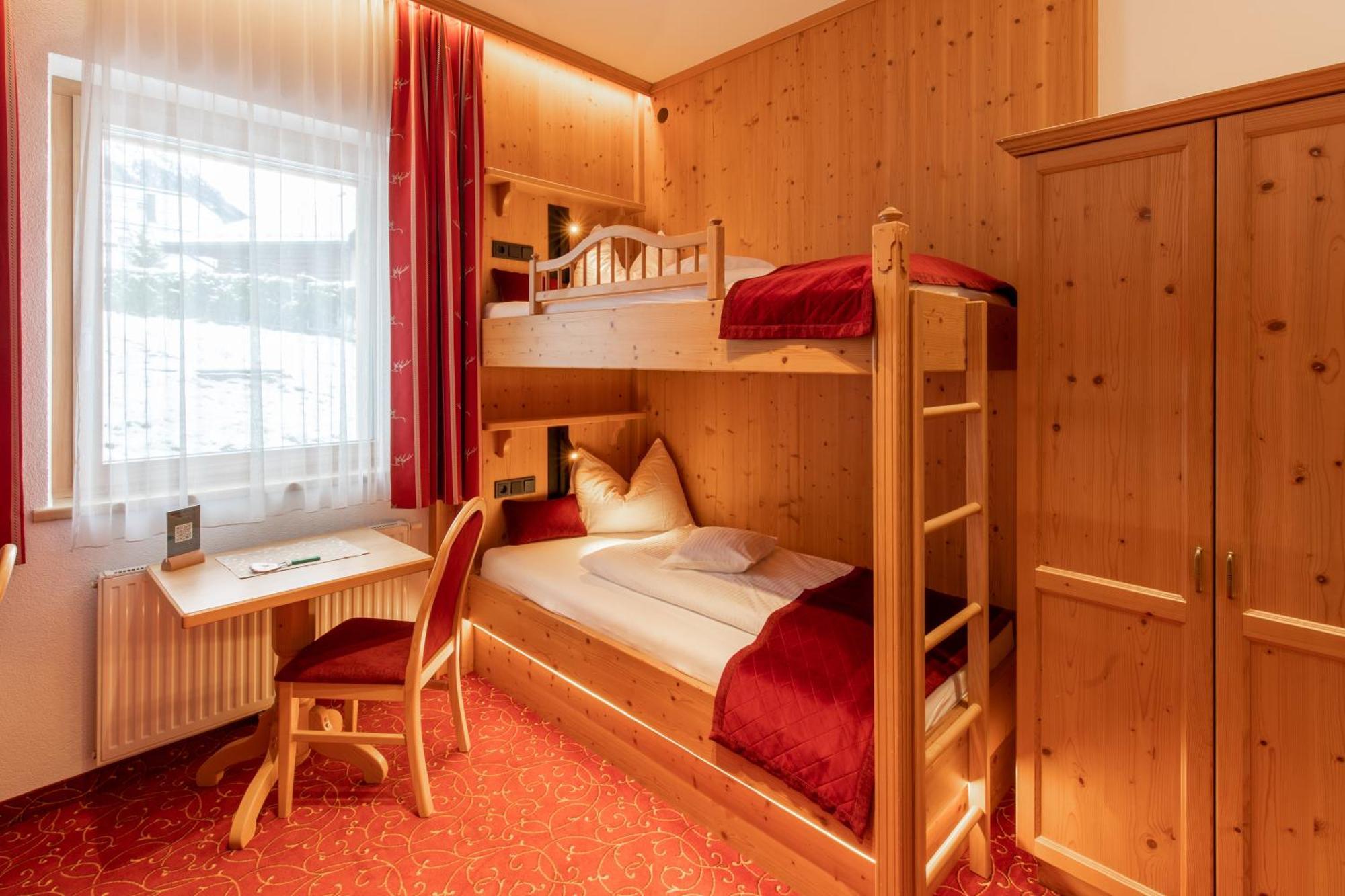 Hotel Garni Monte Bianco Ischgl Eksteriør bilde